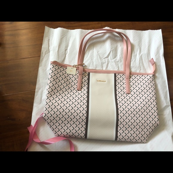 Hand bag - Picture 3 of 3